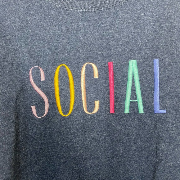 Wildfox Navy Blue Social Spellout Crewneck Sweater Size L - Picture 5 of 6